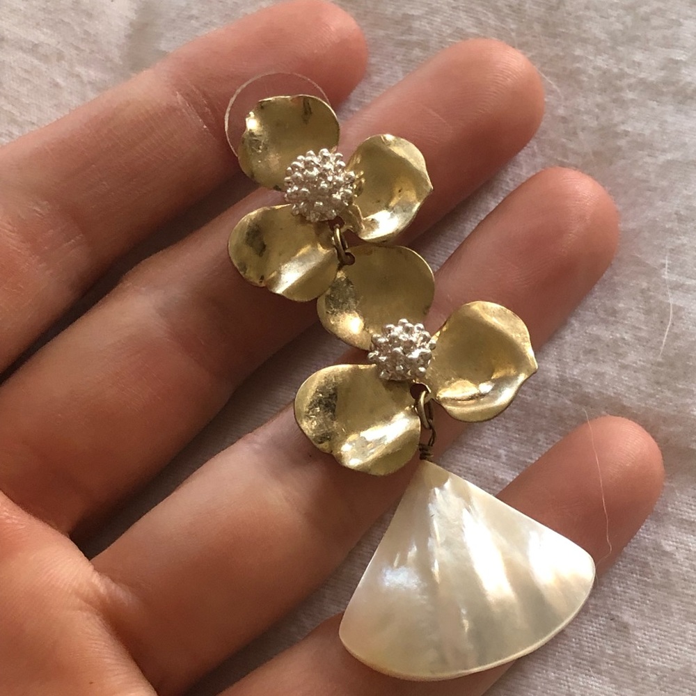 Antique gold finish with mother of pearl detail floral drop earring - Francescas